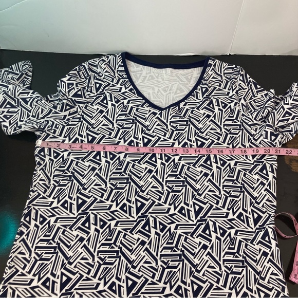 Kim Rogers women’s shirt - Picture 9 of 11